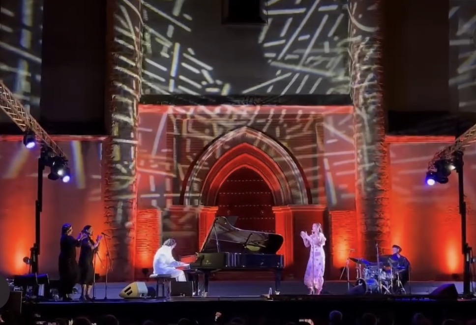 Montaje de Sonido, iluminación y escenario para David Peña Dorantes y Farruquito en el concierto de Marchena (Sevilla)
